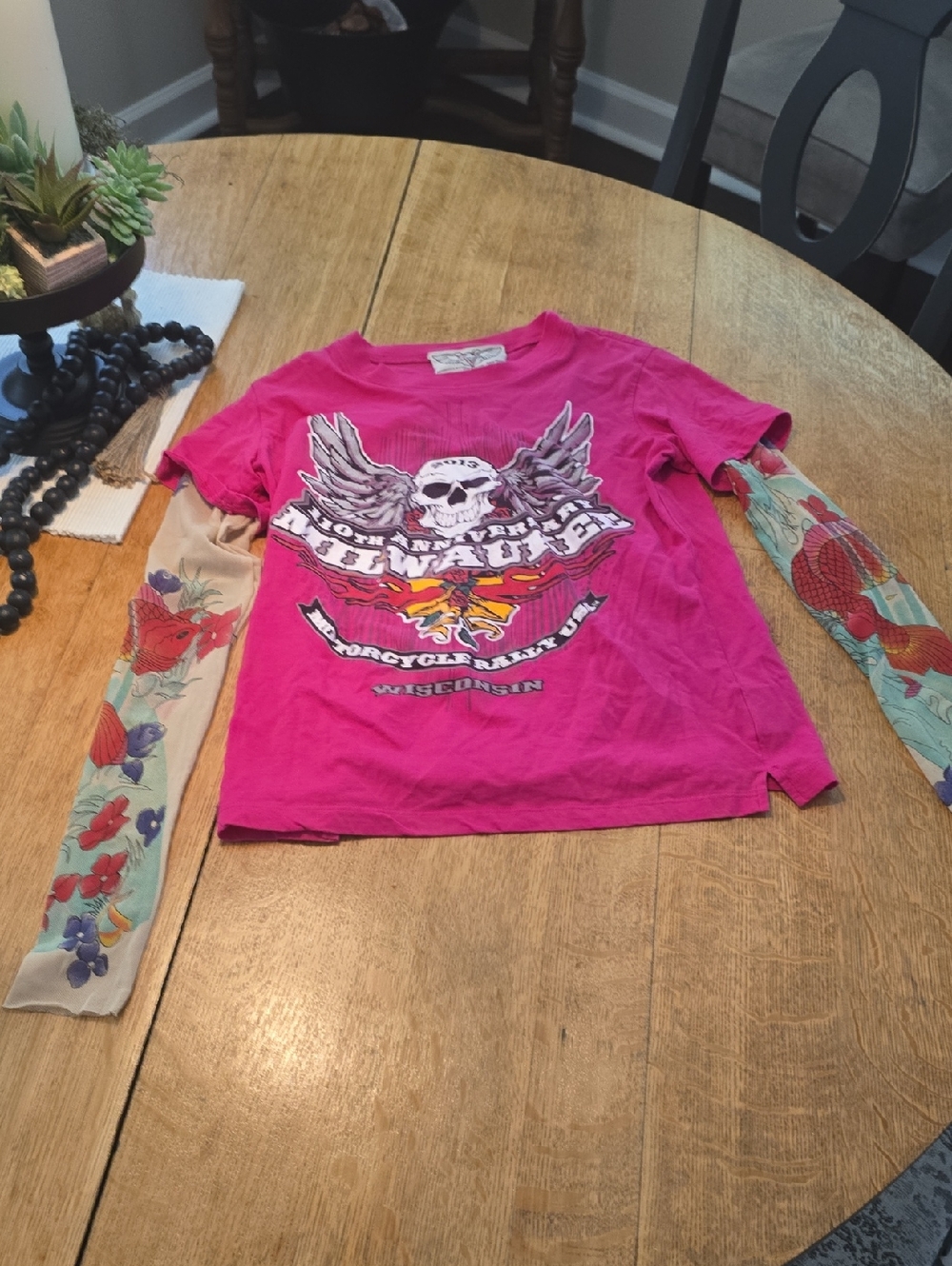 Womens Pink Graphic Tee with Decorative Sleeve Prints
